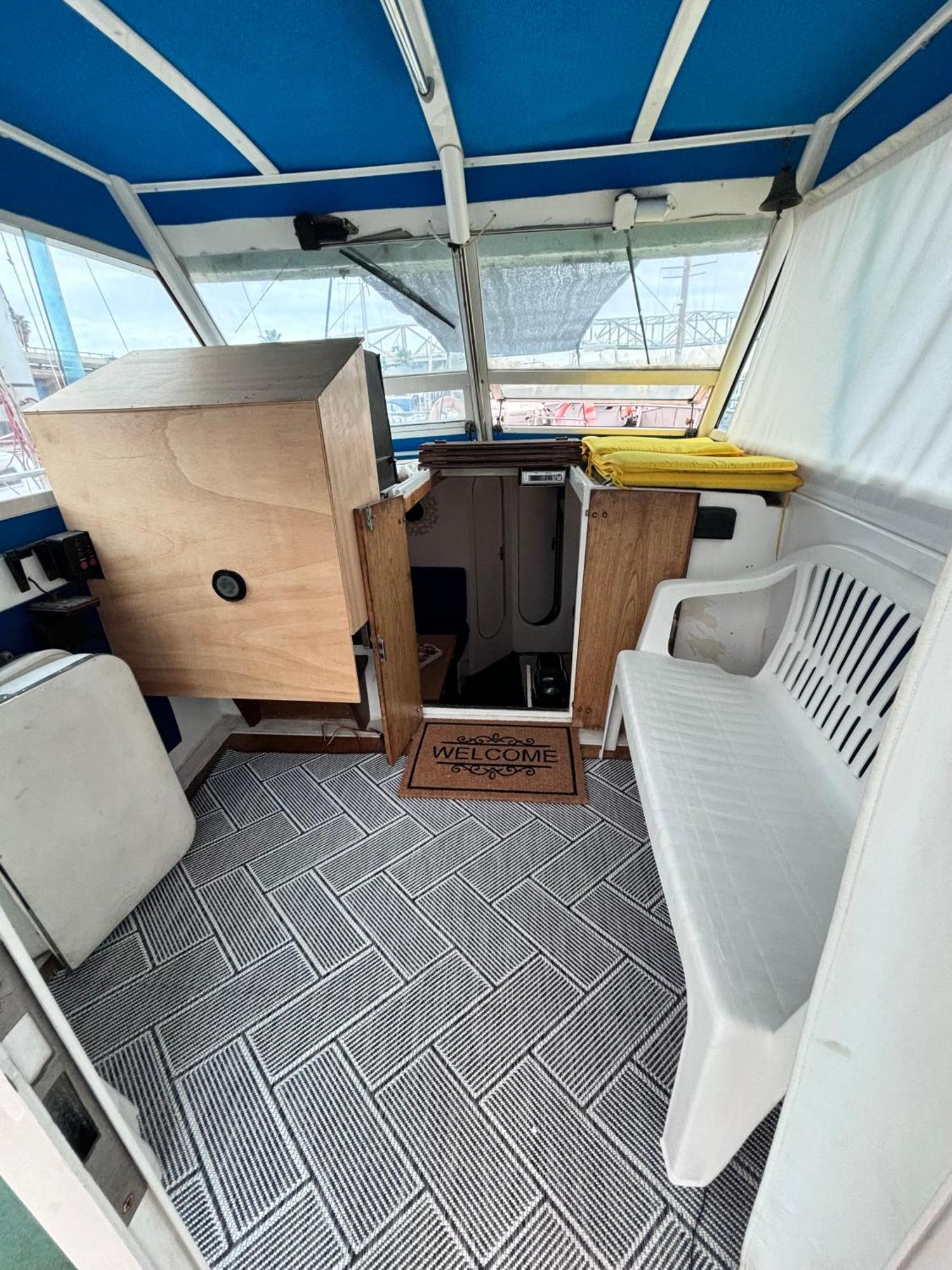 Wonderful Boat For Families And Friends Hotel ซานต์อาเตรียเดเบซอซ ภายนอก รูปภาพ
